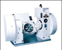 MMK MATSUMOTO MDEATii200-ECT
Plateau diviseur Commande num�rique pour l��lectro�rosion par enfon�age
4eme et  5eme axe plateau dans l�axe de rotation
Diam�tre du plateau: 210 mm

